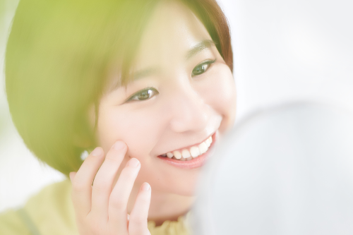 歯並びのきれいな女性